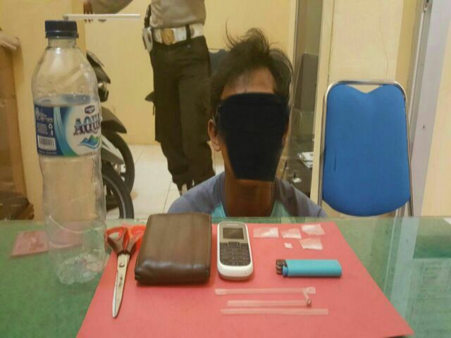 Opsnal Polres Pelalawan Amankan 5 Paket Sabu Dari Tangan JL
