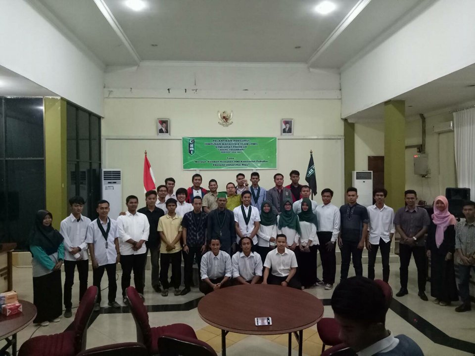 Pengurus HMI Komisariat Fekon UR periode 2016-2017 Resmi di Lantik