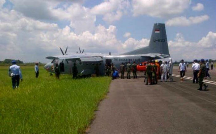 Pesawat TNI AL Tergelincir di Bandara Batam