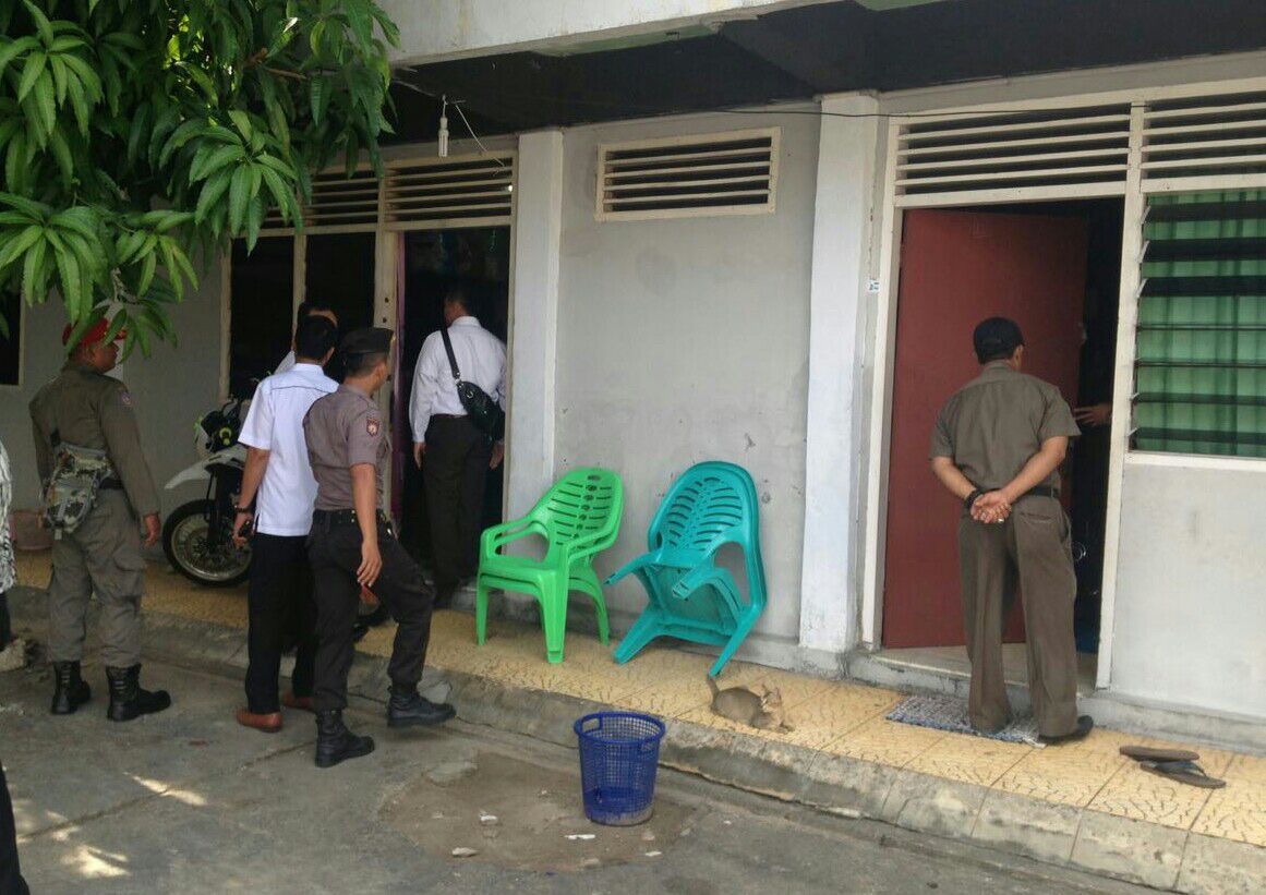 Polda Riau Lakukan Razia Rumah Kos di Pekanbaru, 4 Orang Teridentifikasi Pengguna Narkoba