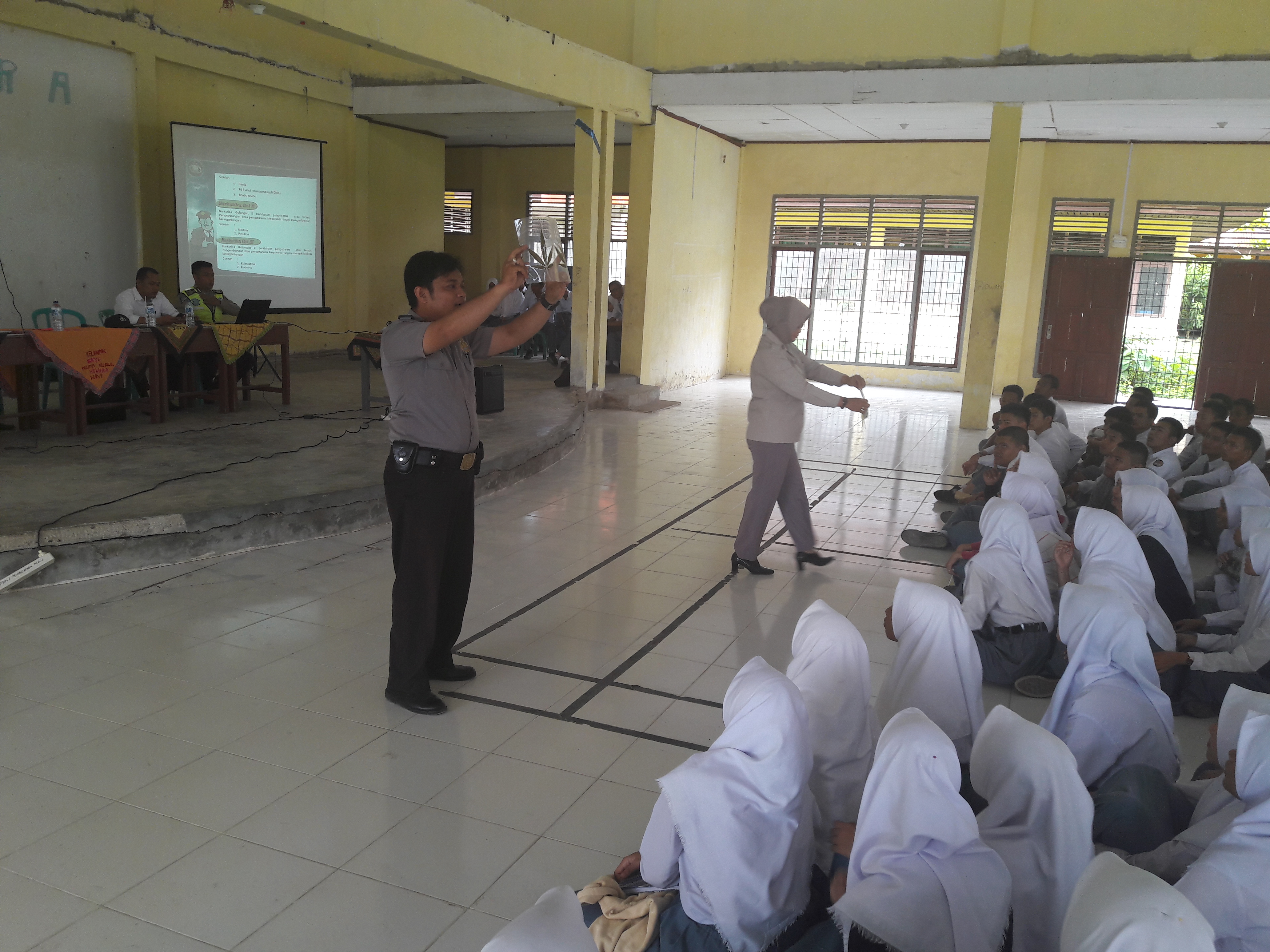Polsek Tembilahan Hulu Laksanakan Giat Sosialisasi Narkoba, Penerimaan Anggota Polri, Paham Radikal dan Tertib Berlalu Lintas
