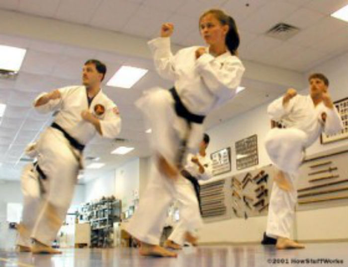 Ratusan Karateka Inkai Mengikuti Ujian Naik Sabuk