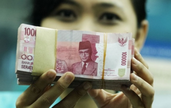 Rupiah Melemah Lagi Menjadi Rp13.184 per Dolar AS