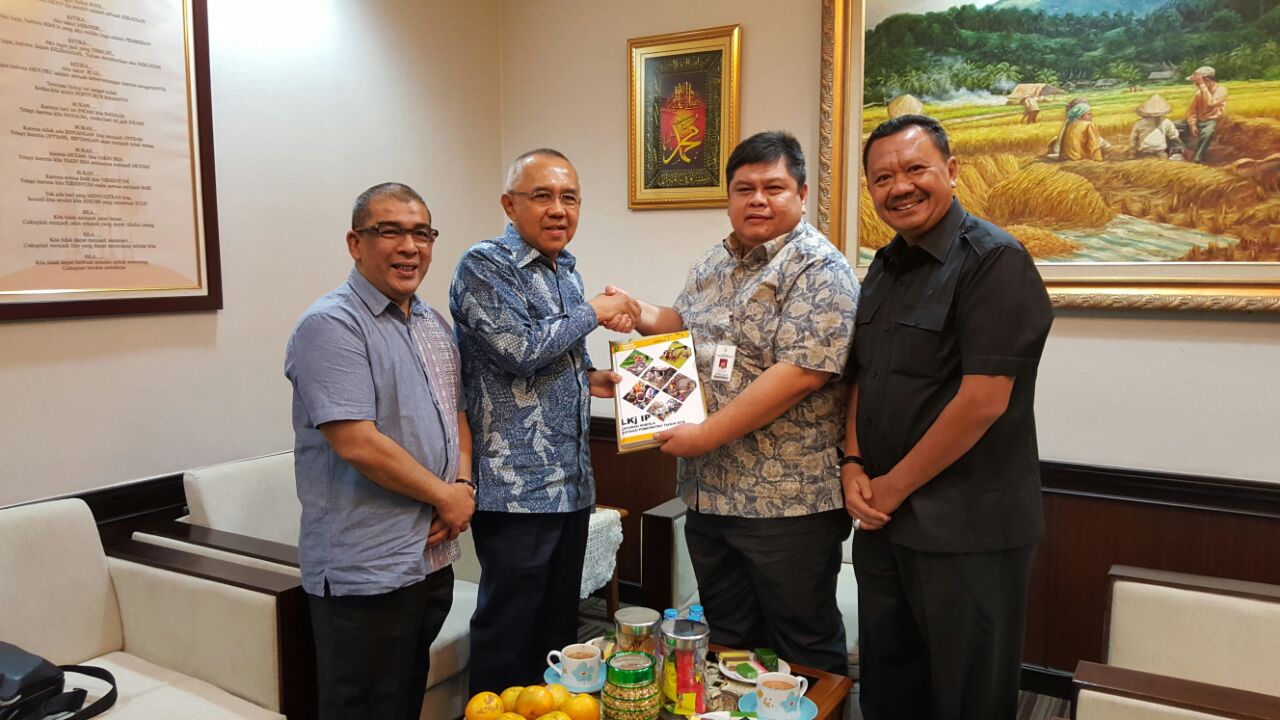 Serahkan LKj-IP, Gubri Dapat Nilai B dari Kemenpan RB