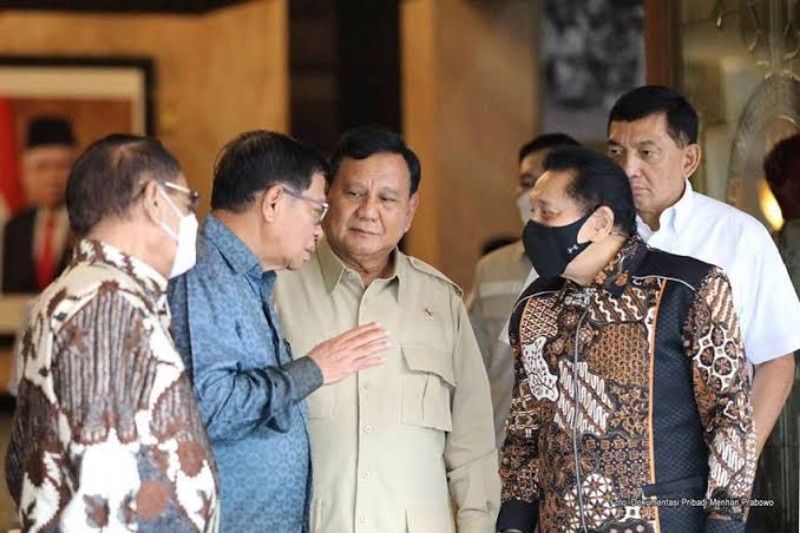 Sutttt... Prabowo Kumpulkan Jenderal Purnawirawan di Hambalang