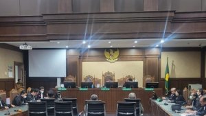 JPU Tuntut Terdakwa Korupsi Impor Besi Pidana 12 Tahun dan Rp91 Miliar Uang Pengganti