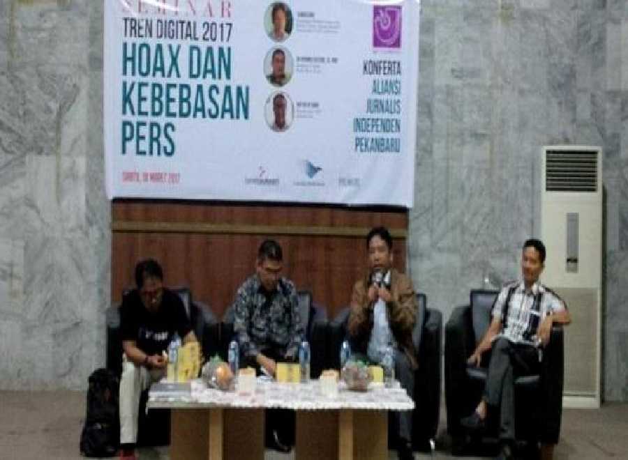 Tren Digital 2017, Hoax dan Kebebasan Pers, Awas Emosional Pembaca