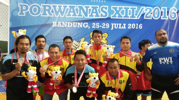 Wakil Ketua DPRD Riau Sambut Puluhan Atlet Porwanas Riau